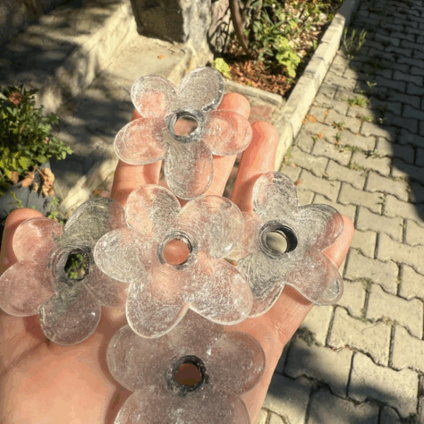 Glass Flower 4 cm