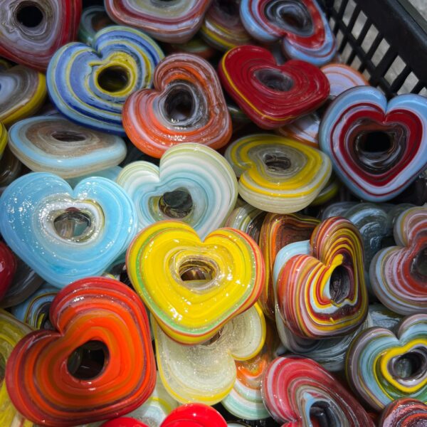 Random Color -4 cm- Glossy Hearts