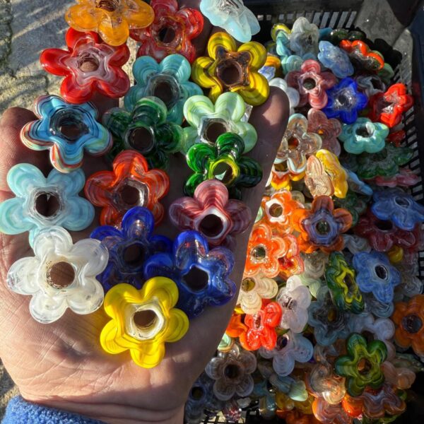 Random Color Wavy Turkish Flower -3 cm-